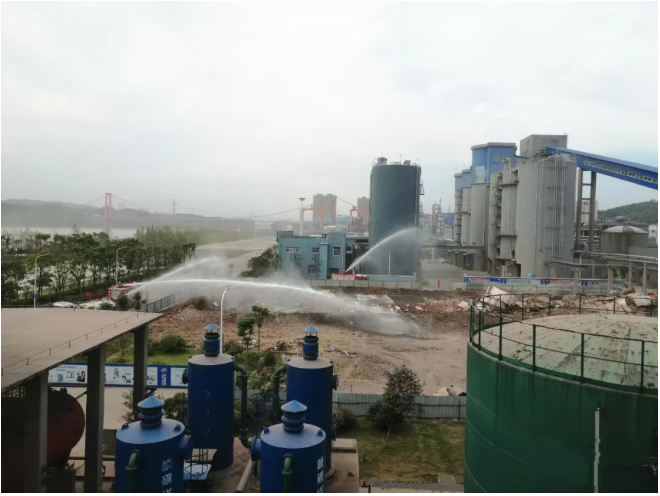 宜昌猇亭热电厂烟囱爆破